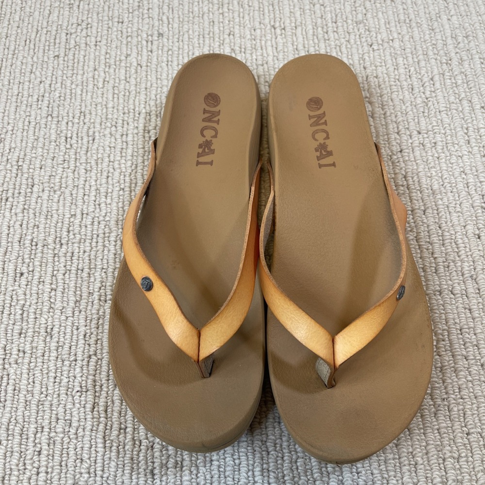 ONCAI Women's 7.5/8** Flip Flops Khaki Waterproof Outdoor Sandals